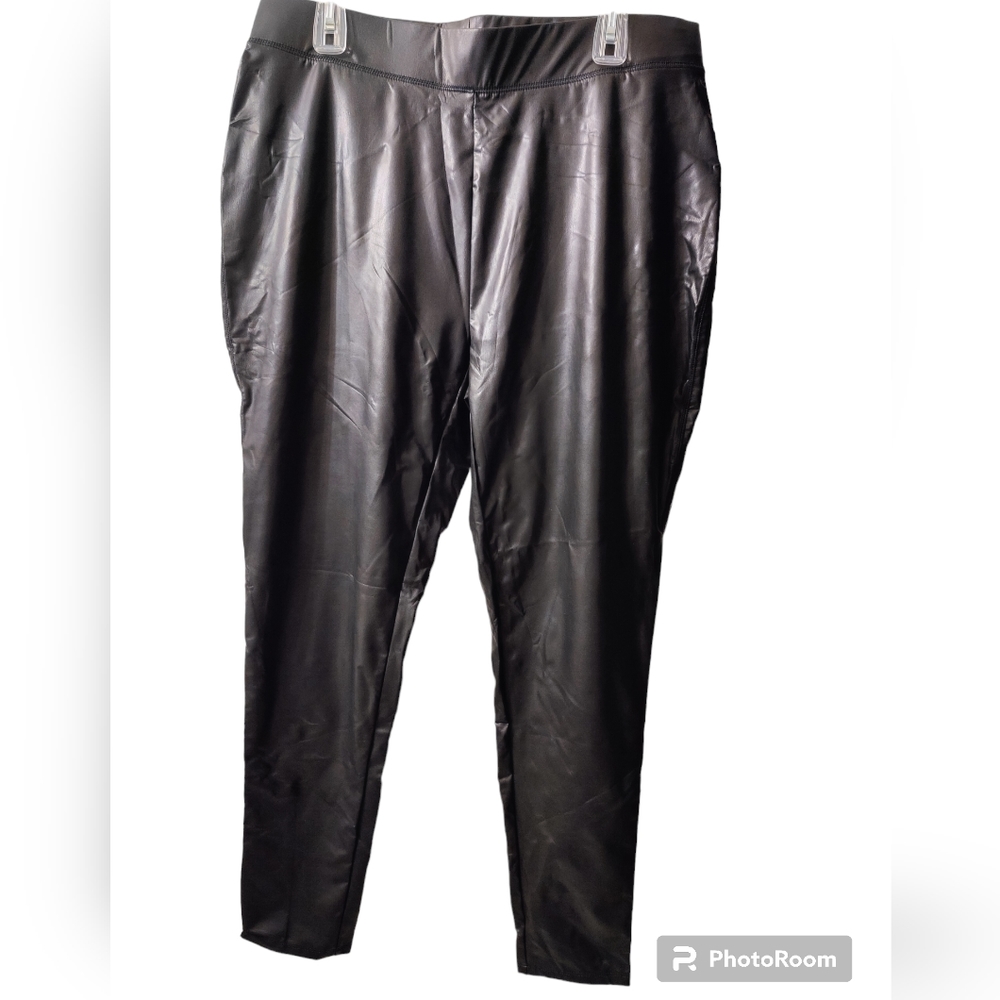 NWT Ashley Stewart Black Shiny Pull-up Leggings Size 18/20